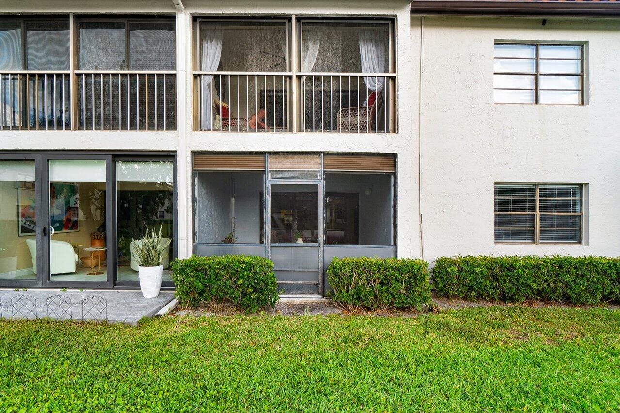 9232 Pecky Cypress Lane 2-E, Boca Raton, FL 33428 photo 26