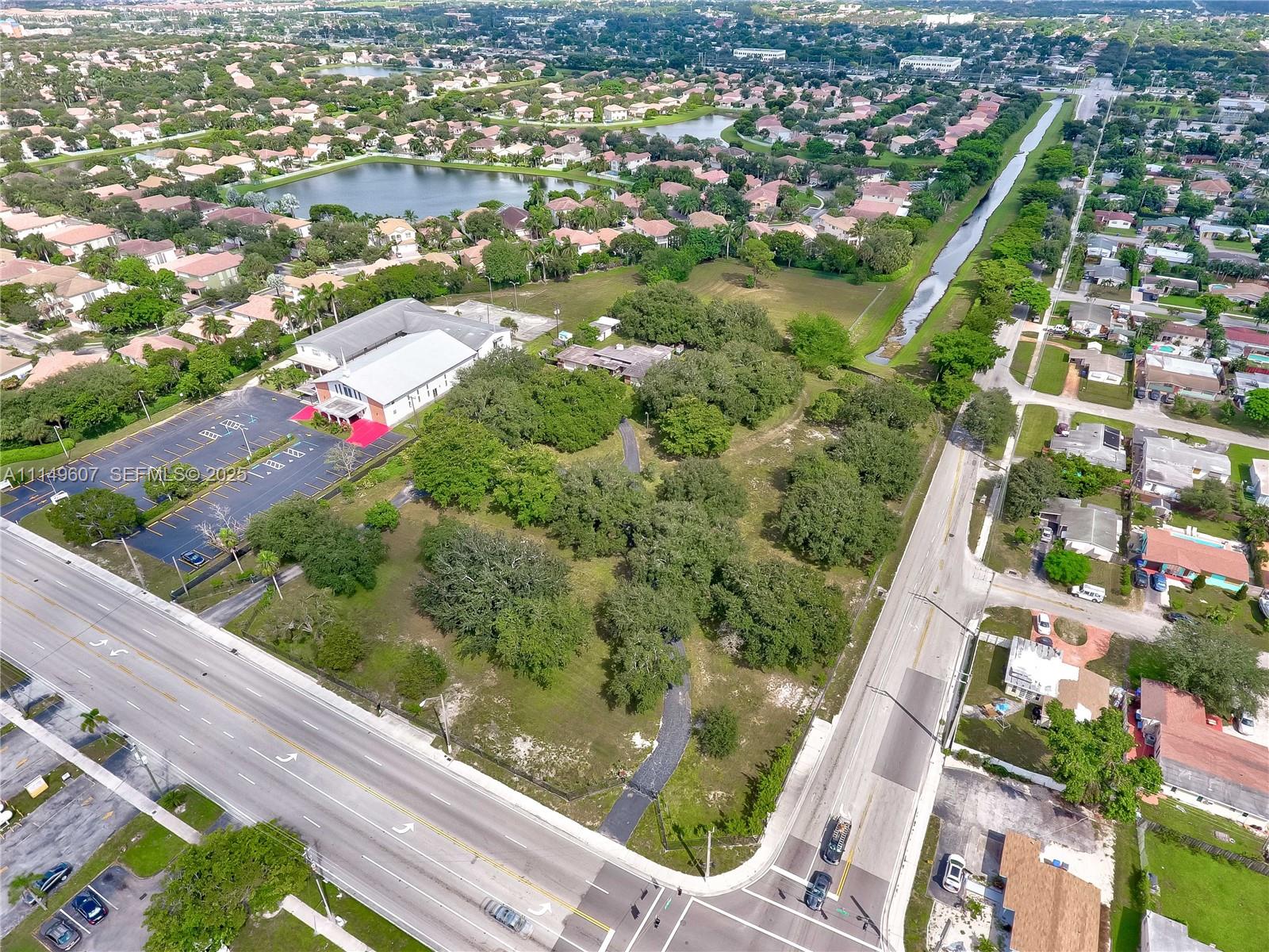 7227 Taft Street, Pembroke Pines, FL 33024, Pembroke Pines