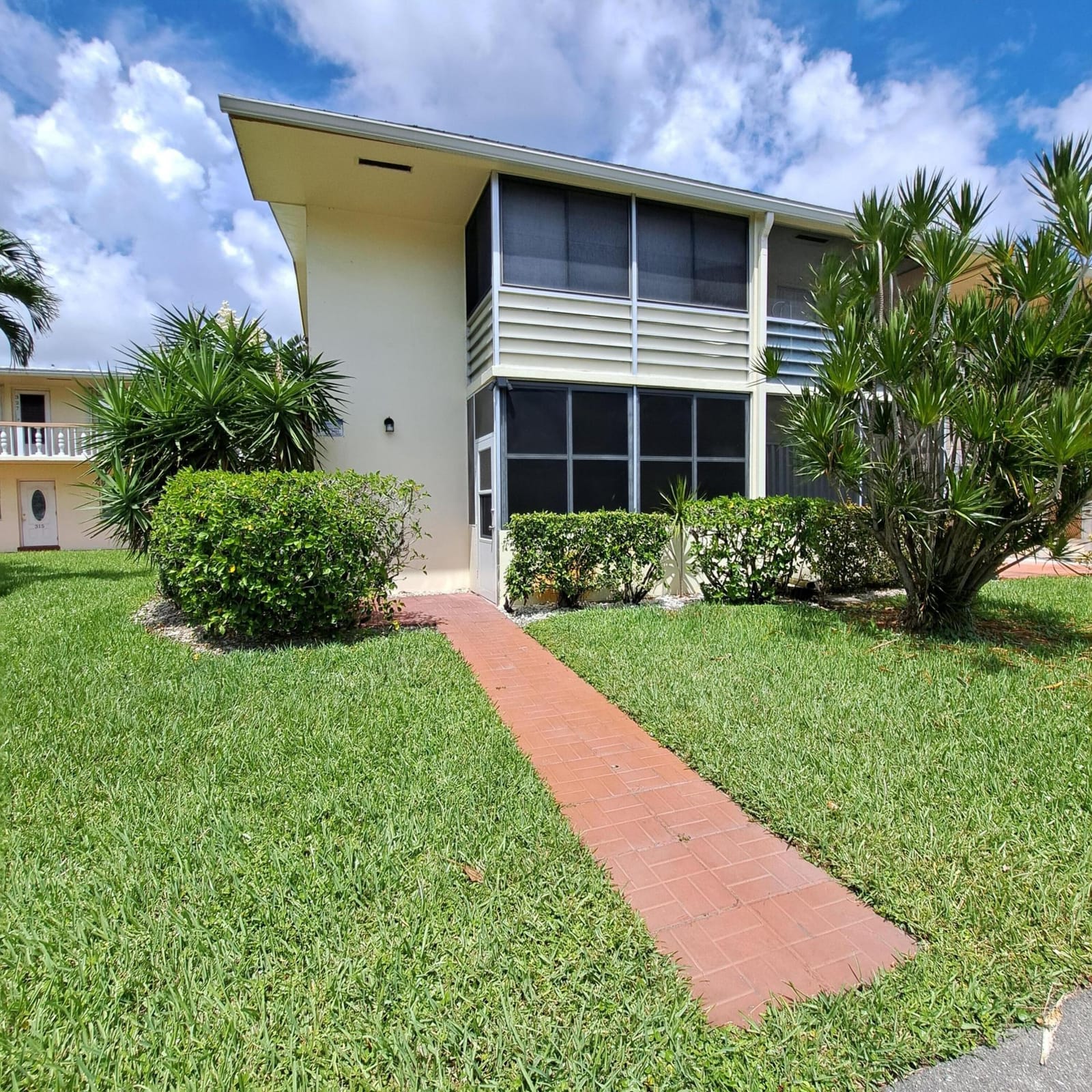 317 Norwich N, West Palm Beach, FL 33417 photo 3