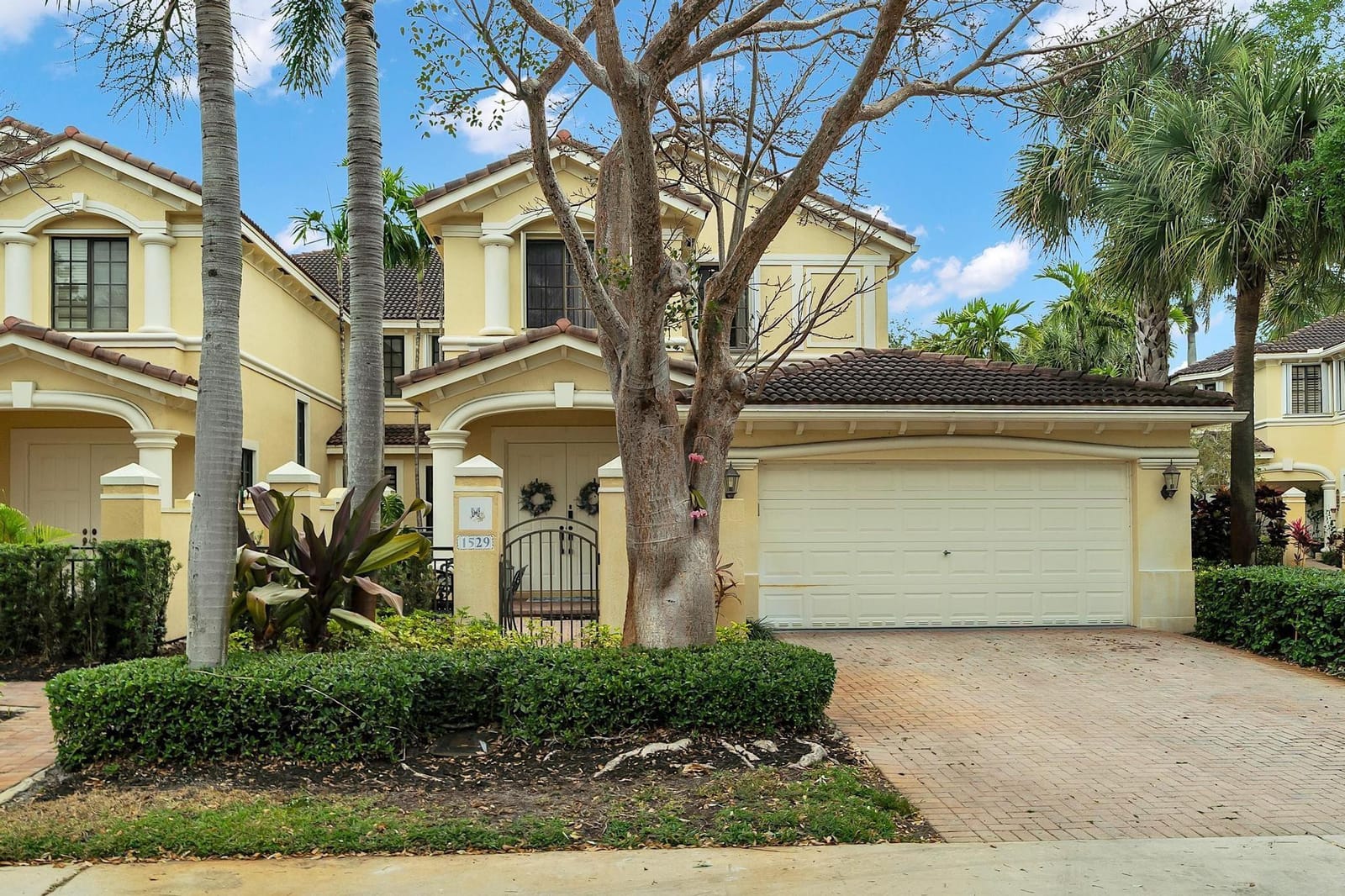 1529 Passion Vine Circle 3-4, Weston, FL 33326 photo 2