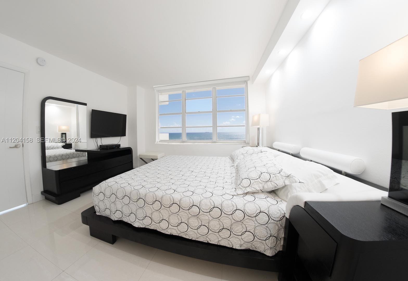 5601 Collins Avenue 1603, Miami Beach, FL 33140 photo 4