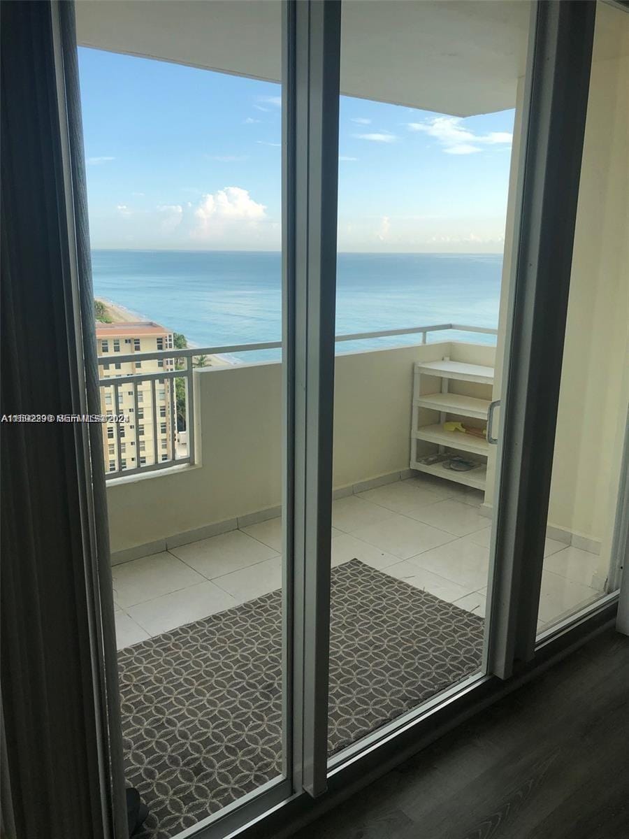 3180 S Ocean Drive, Hallandale Beach, FL 33009 photo 7
