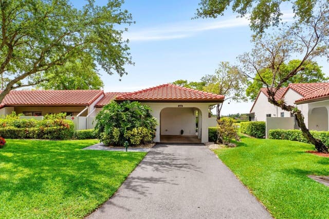 21481 Cypress Hammock Drive 31b, Boca Raton, FL 33428