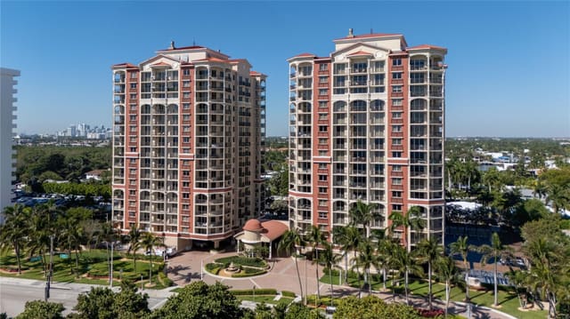 2001 N Ocean Boulevard 806, sold in Vue Condo, Fort Lauderdale, FL