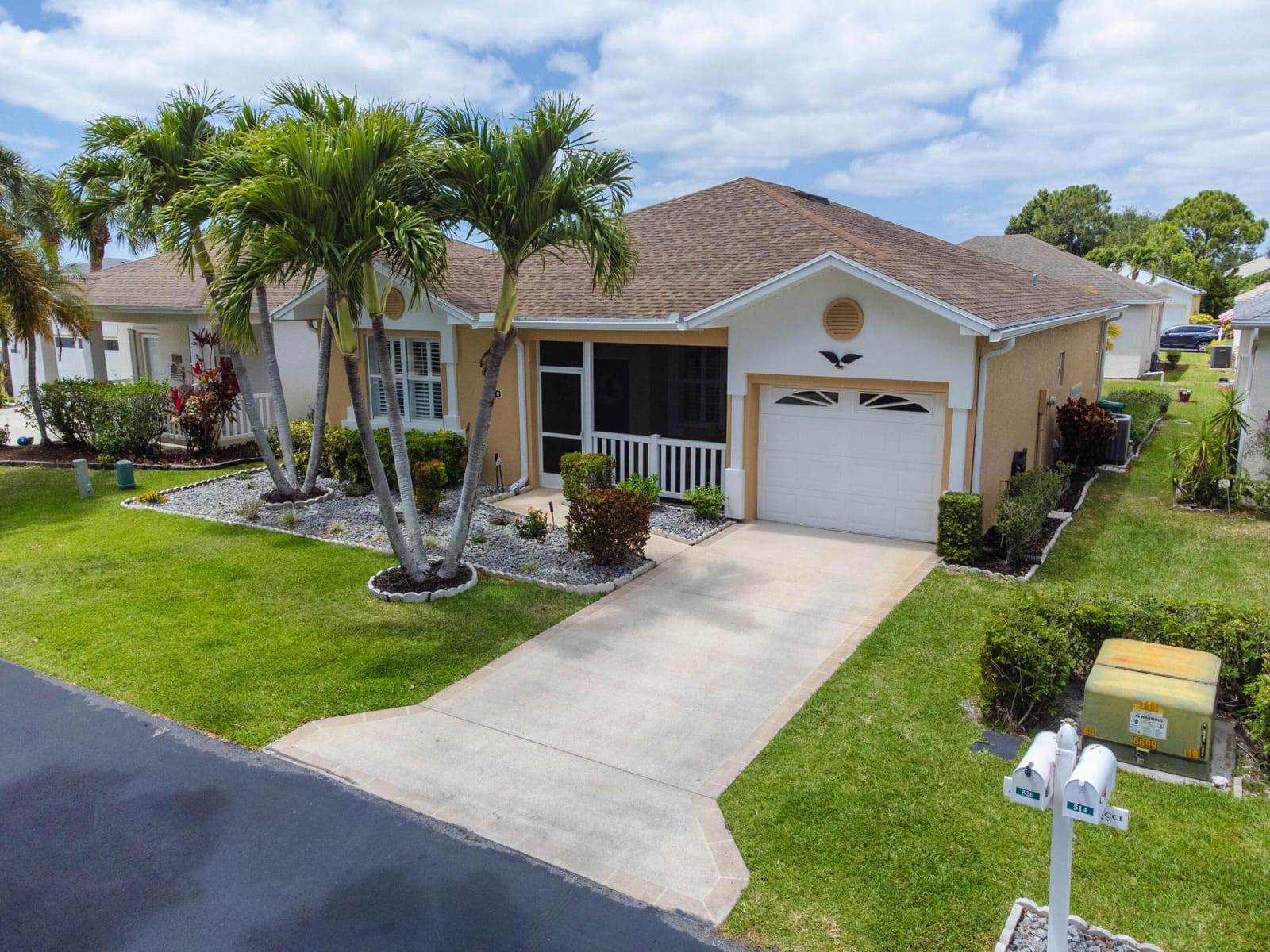 520 NW Galatone Court, Port St. Lucie, FL 34986 photo 2