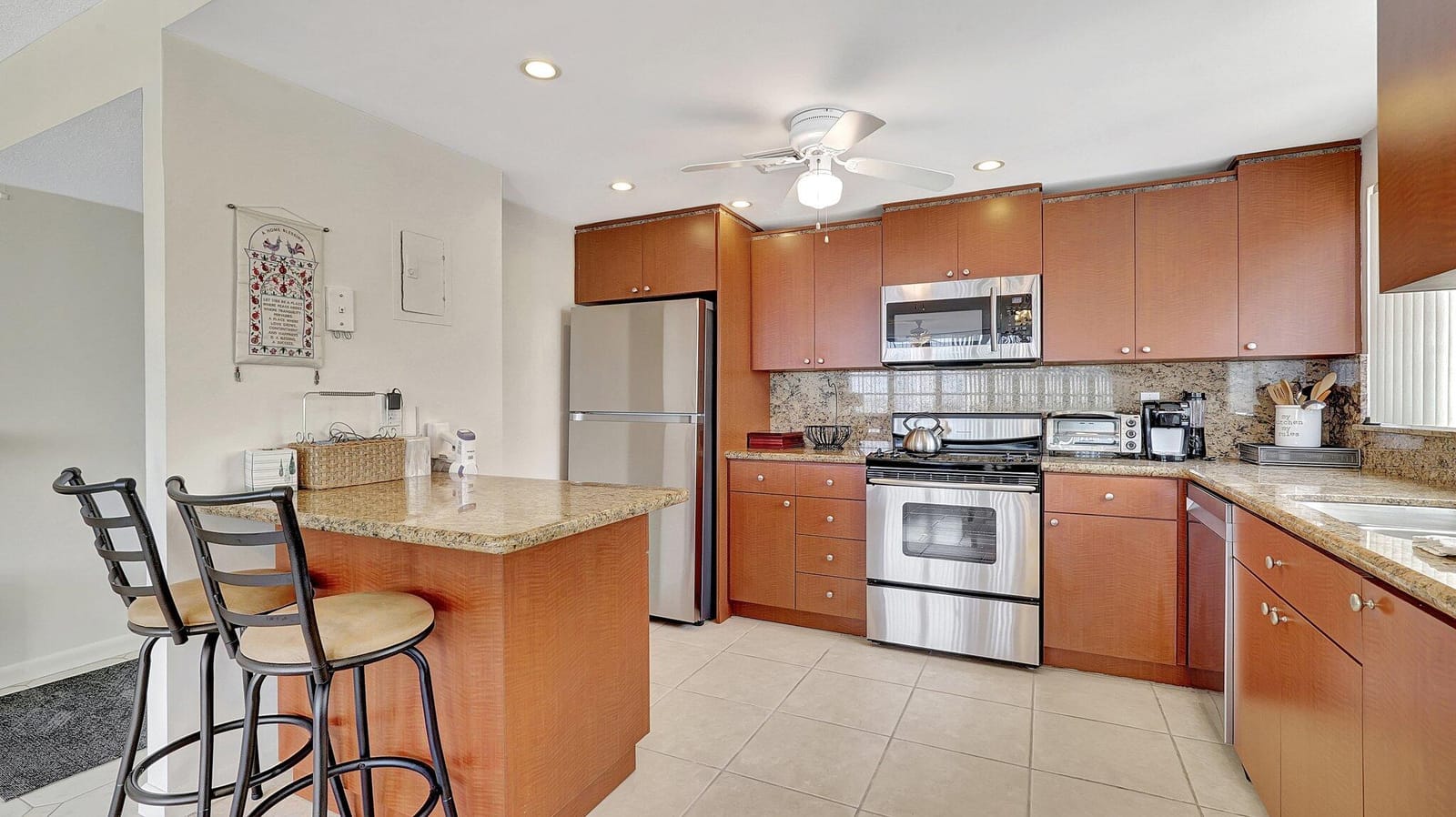 1825 S Ocean Dr Drive 908, Hallandale Beach, FL 33009 photo 9