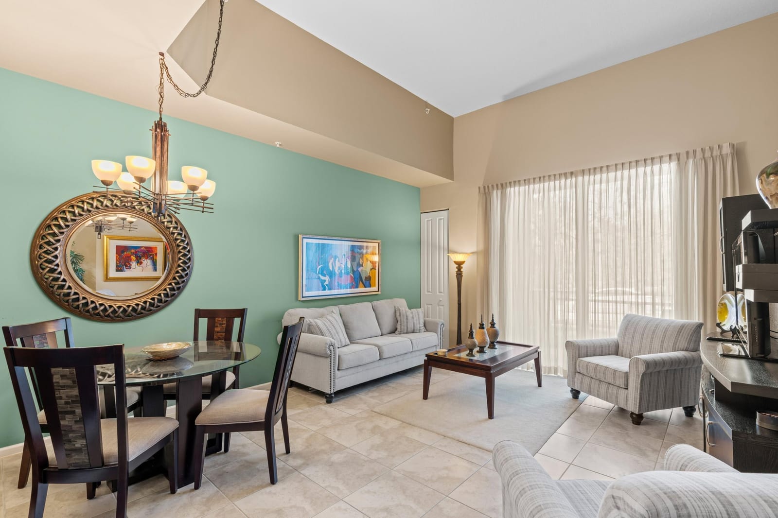 403 S Sapodilla Avenue 101, West Palm Beach, FL 33401 photo 2