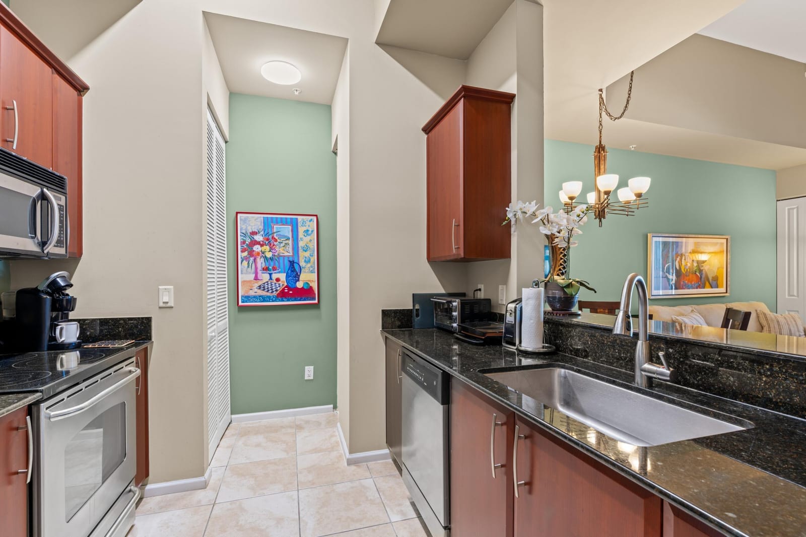 403 S Sapodilla Avenue 101, West Palm Beach, FL 33401 photo 7