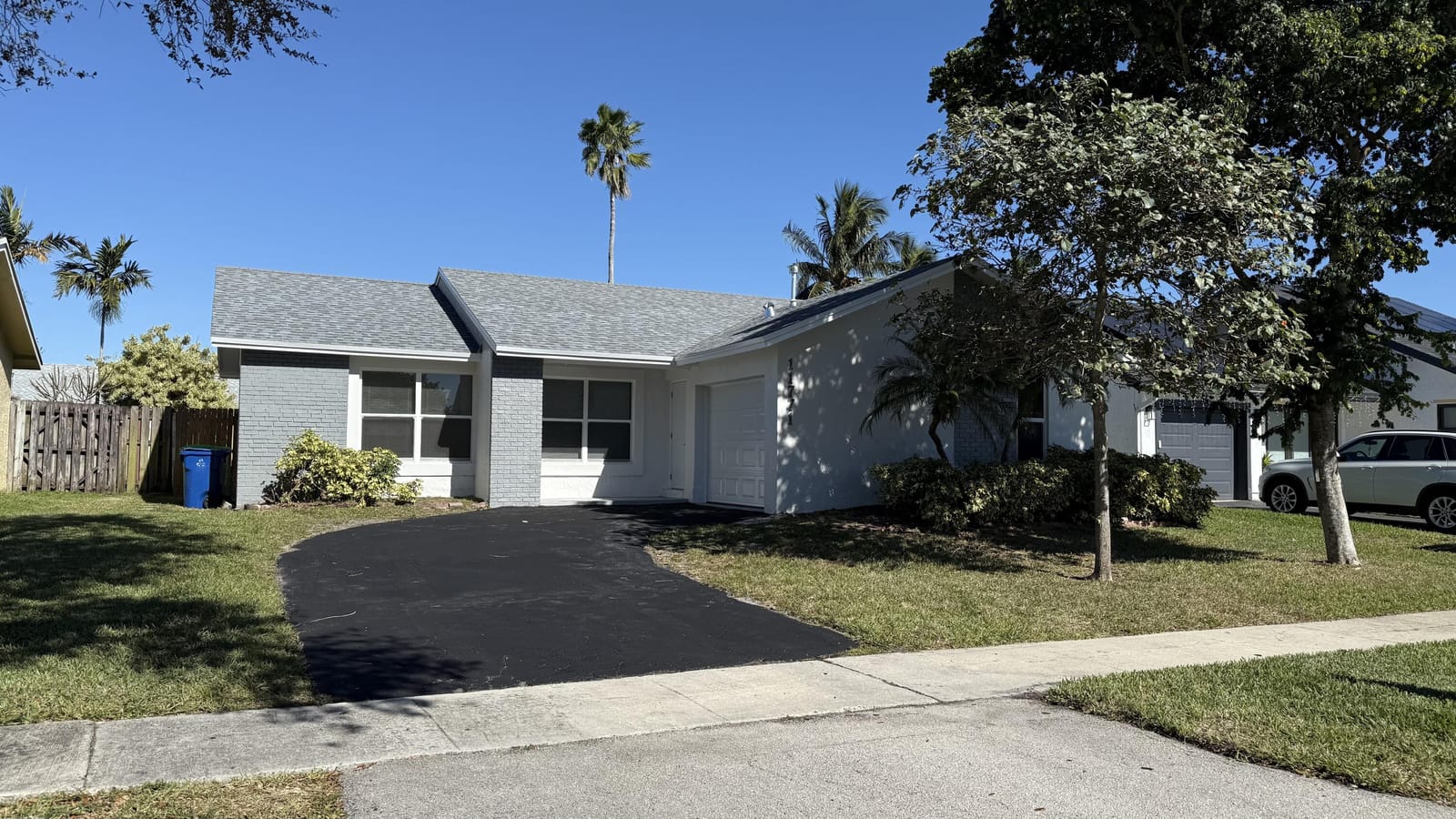 11771 NW 37 Street — photo 3