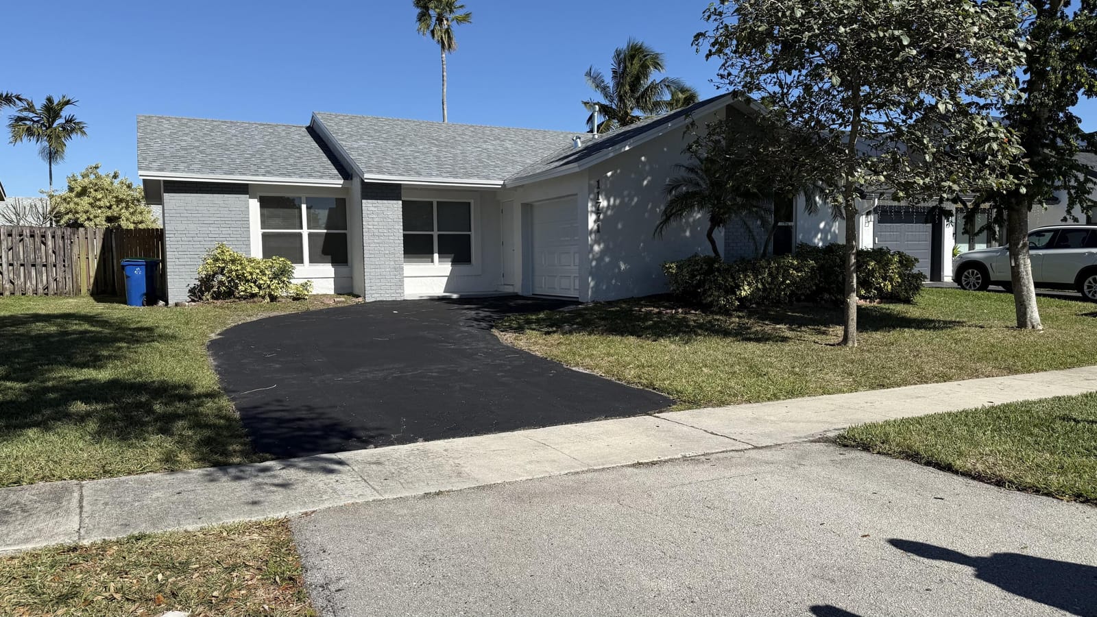 11771 NW 37 Street — photo 4