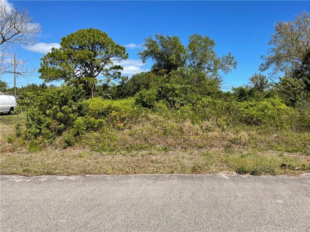 O O Barcelona Avenue, Fort Pierce, FL 34946, Fort Pierce