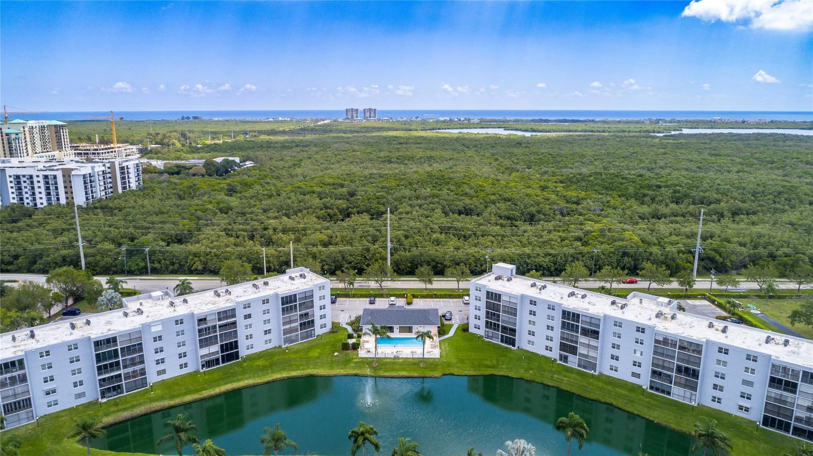 170 SE 5th Avenue 304, Dania Beach, FL 33004 photo 2