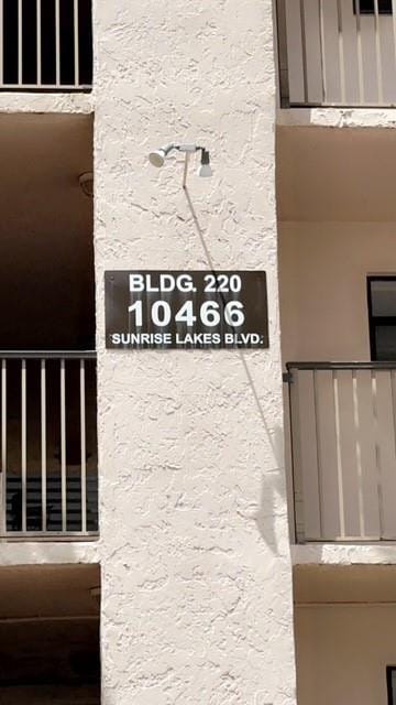 10466 Sunrise Lakes Boulevard 307, Sunrise, FL 33322