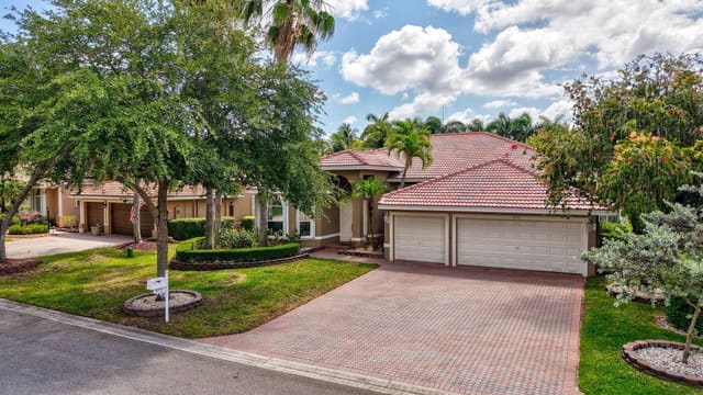 5037 NW 123rd Avenue, Coral Springs, FL 33076