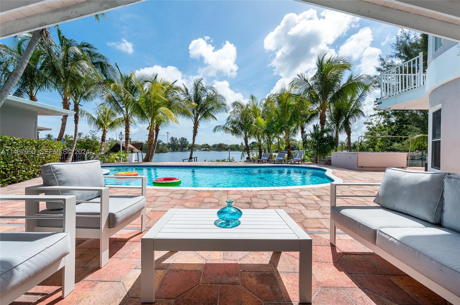 2500 NE 199th Street, Miami, FL 33180, Miami