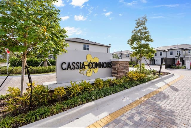 3247 Watercress Drive, sold in Somerset Plaza, Lauderdale Lakes, FL