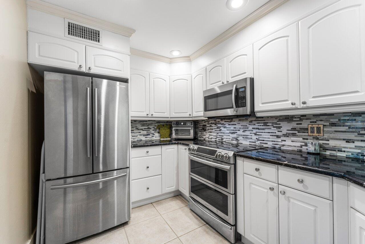 297 Seabreeze Circle, Jupiter, FL 33477 photo 12