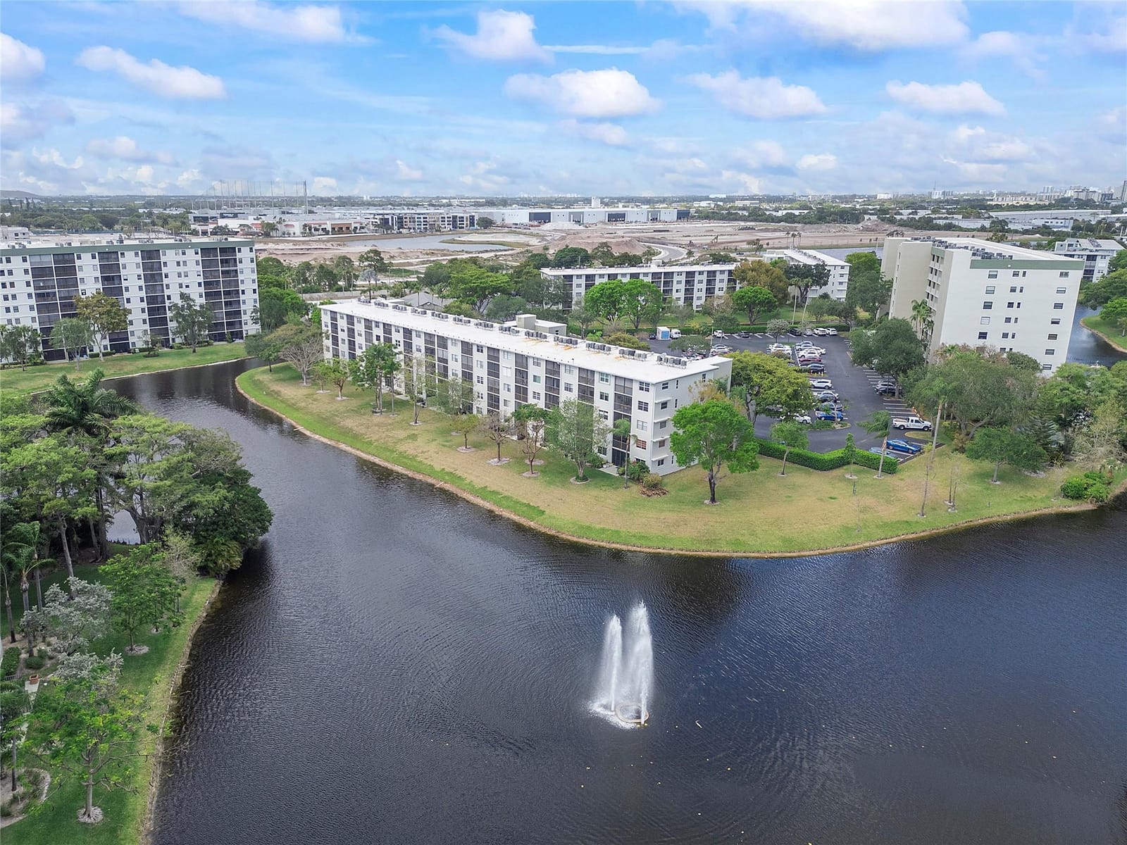 2236 N Cypress Bend Drive 102, Pompano Beach, FL 33069