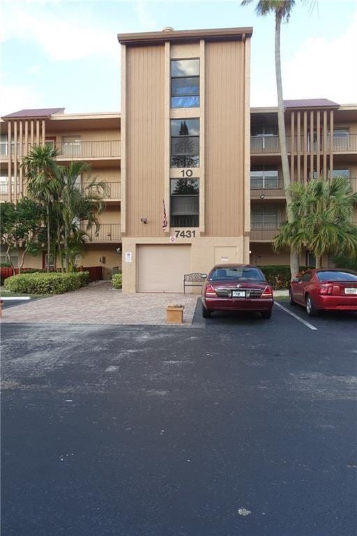 7431 NW 1st Street 408, Margate, FL 33063 photo 2