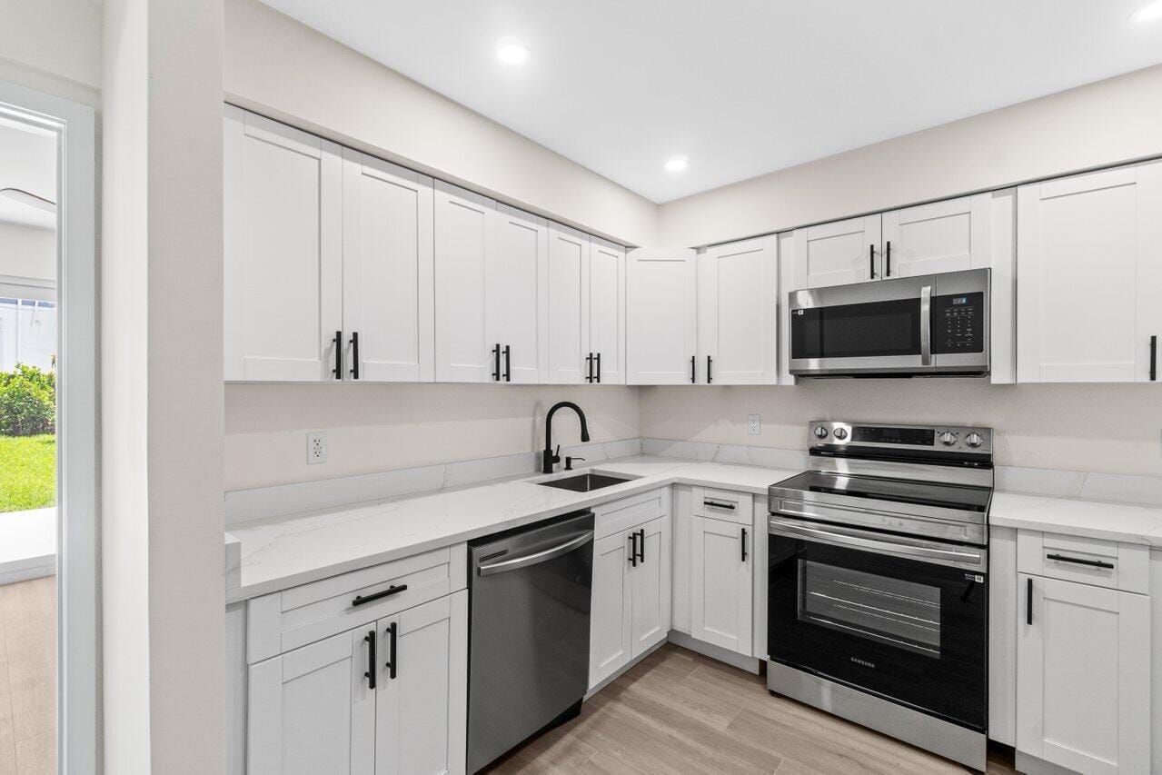 4498 NW 2nd Avenue, Boca Raton, FL 33431 photo 28