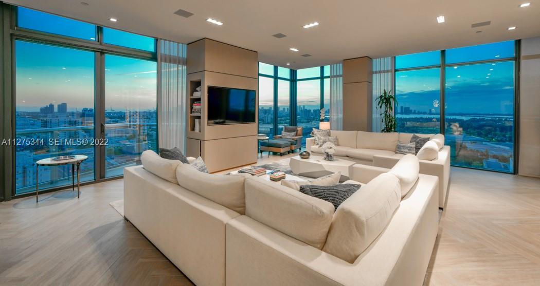 2201 Collins Avenue 2001/UPH, Miami Beach, FL 33139, Miami Beach