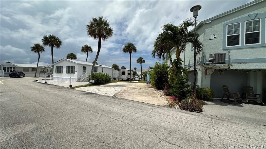10725 S Ocean Drive