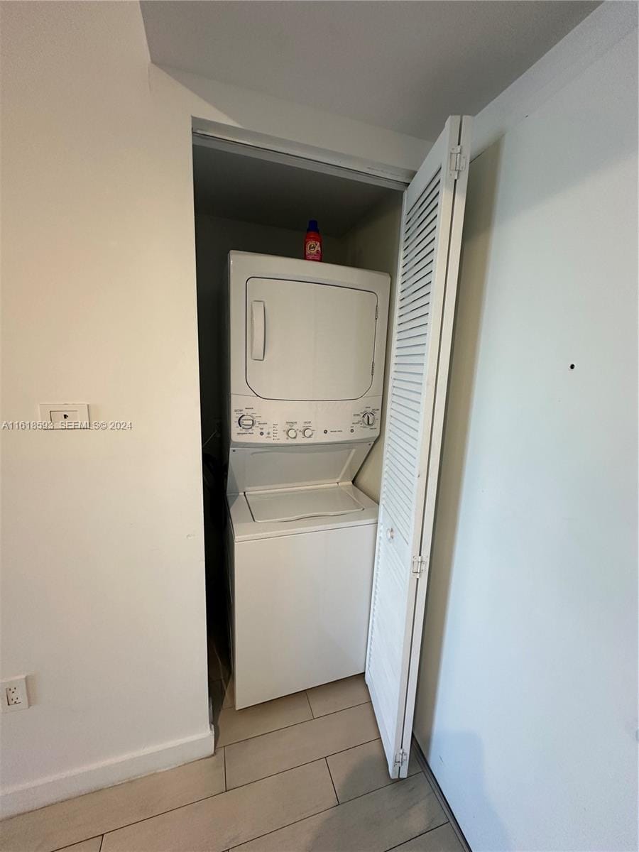 2602 E Hallandale Beach Boulevard R807, Hallandale Beach, FL 33009 photo 15