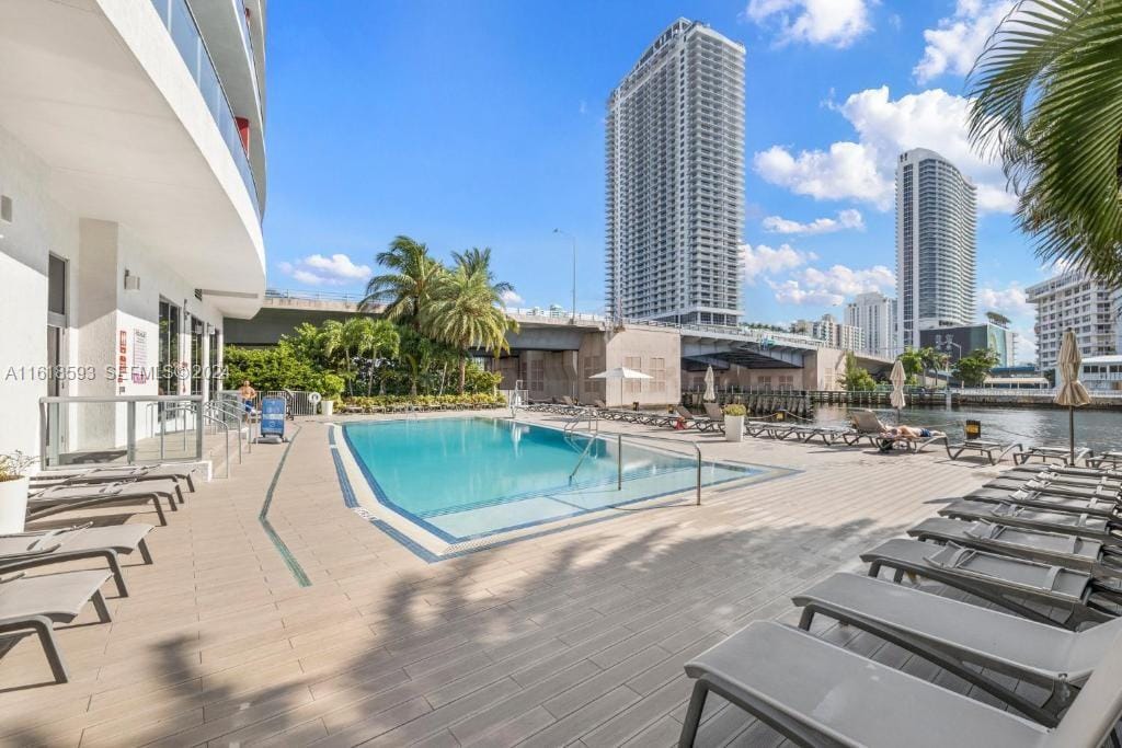 2602 E Hallandale Beach Boulevard R807 — photo 3