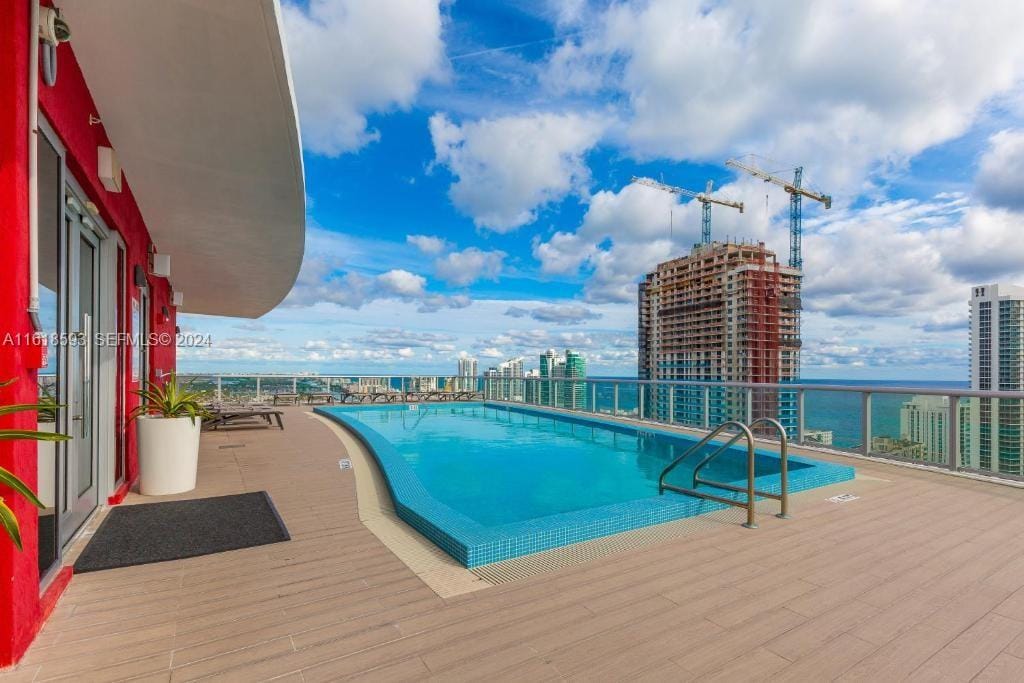 2602 E Hallandale Beach Boulevard R807 — photo 4