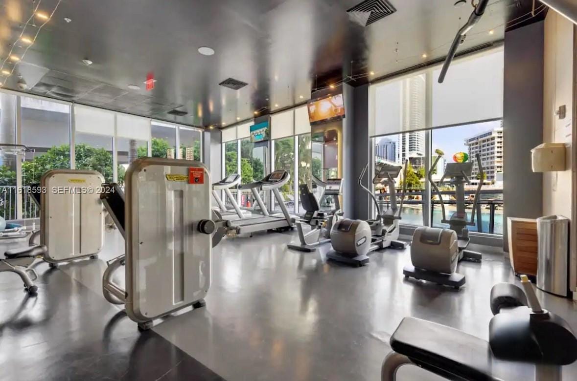 2602 E Hallandale Beach Boulevard R807 — photo 10