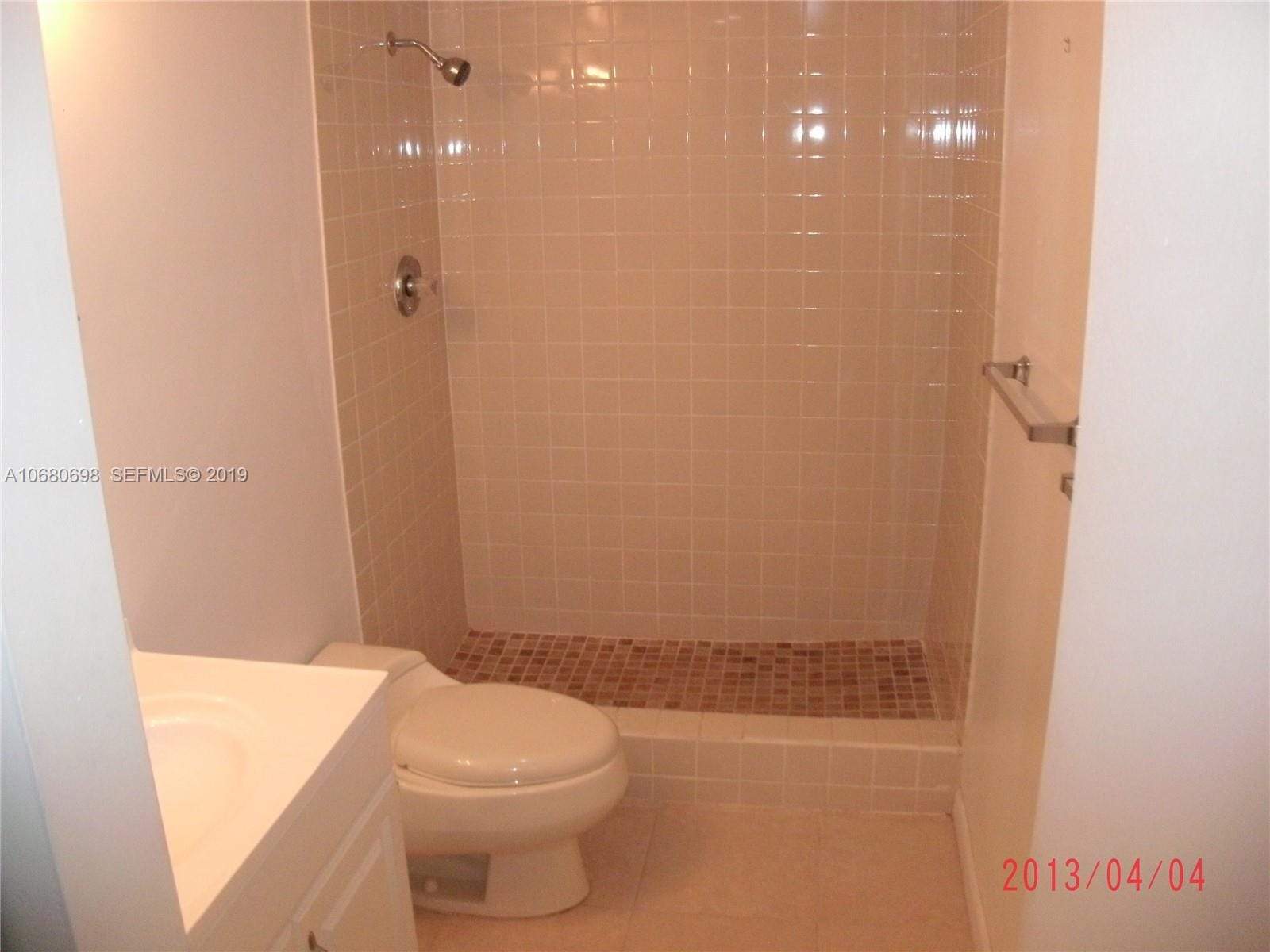 4174 Inverrary Drive 911 — photo 12