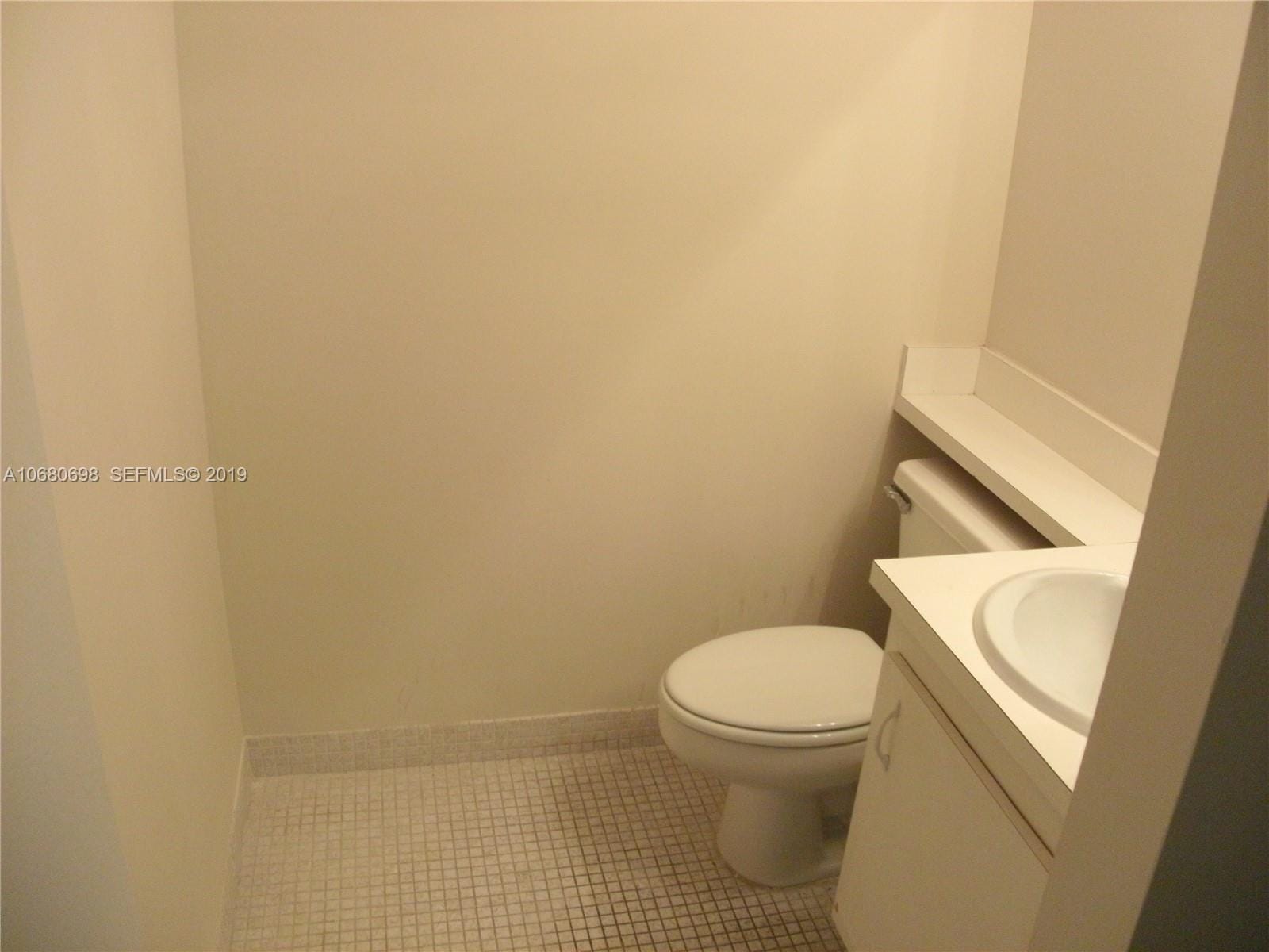 4174 Inverrary Drive 911 — photo 5