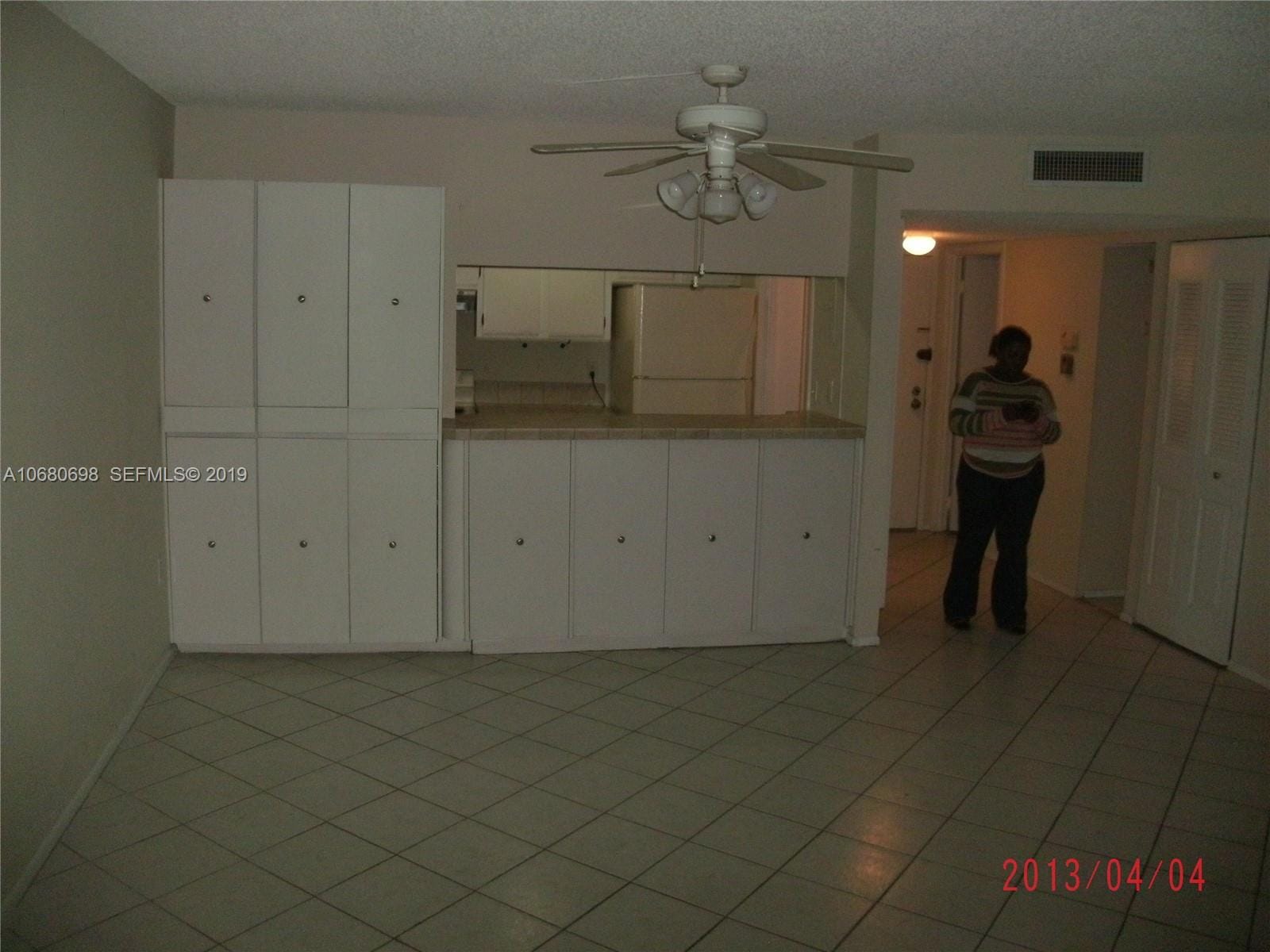 4174 Inverrary Drive 911 — photo 10