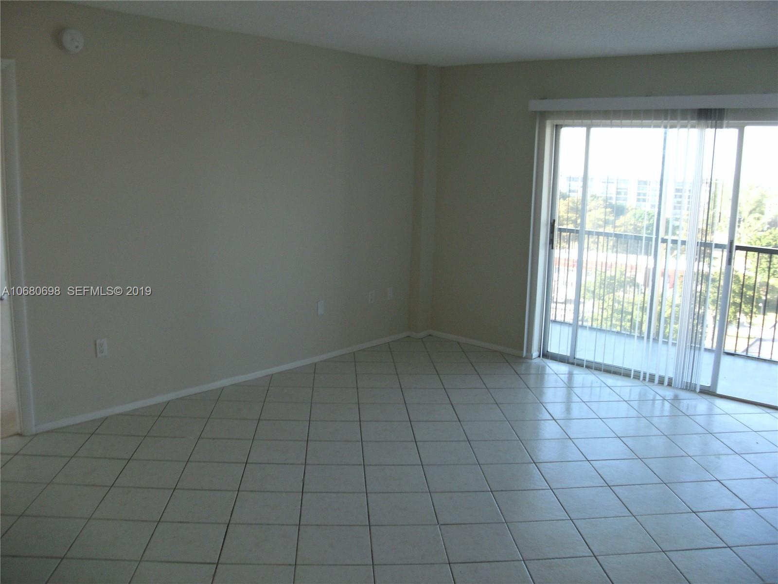 4174 Inverrary Drive 911, Lauderhill, FL 33319, Lauderhill