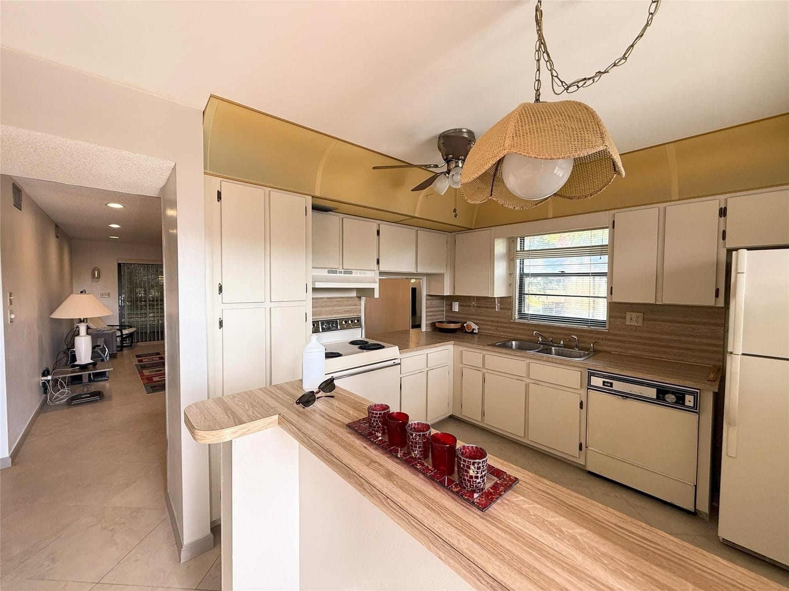 6095 N Sabal Palm Boulevard 212 — photo 12