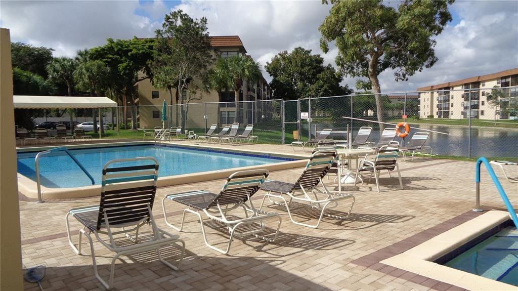 6095 N Sabal Palm Boulevard 212, Tamarac, FL 33319 photo 23