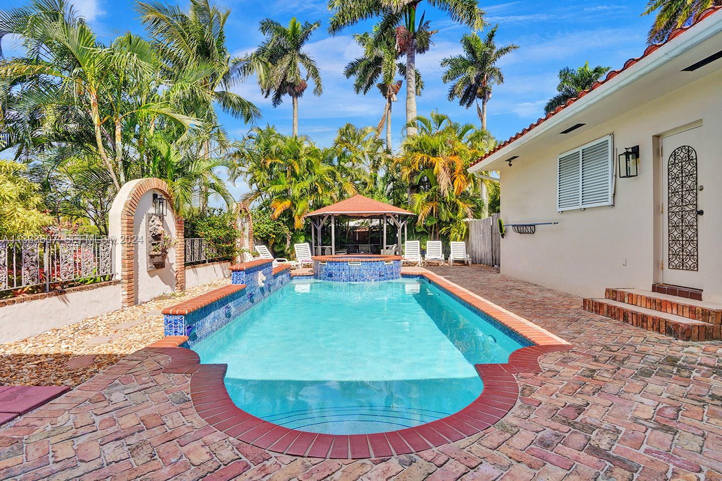 1049 N Southlake Drive, Hollywood, FL 33019, Hollywood