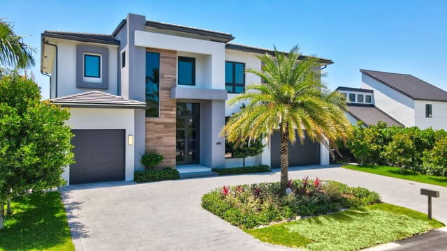 660 NE 29th Place, sold in Blue Inlet, Boca Raton, FL