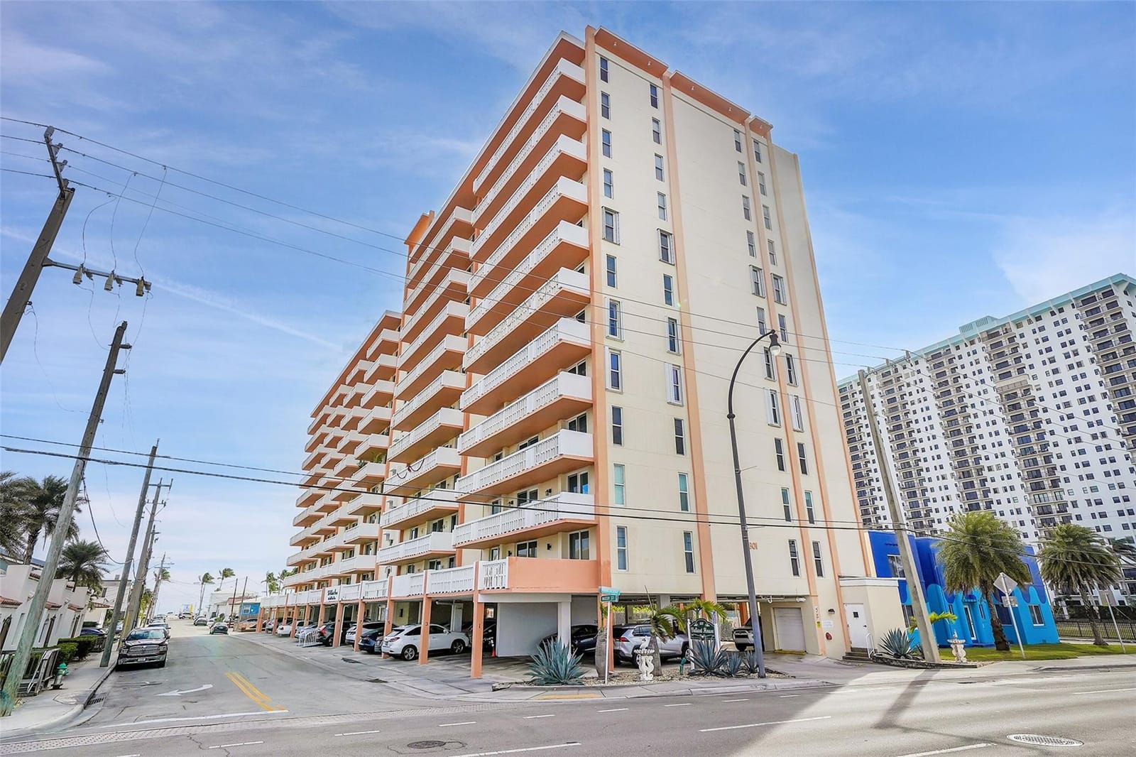 801 S Ocean Drive 1002, Hollywood, FL 33019