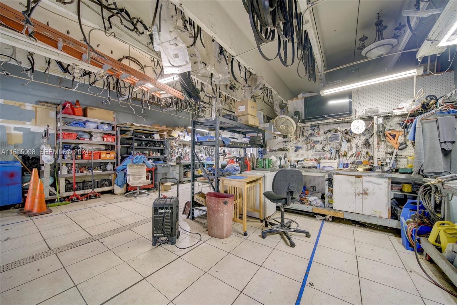 Established Automotive AC Established Automotive Ac Repair Business In Miami — photo 3