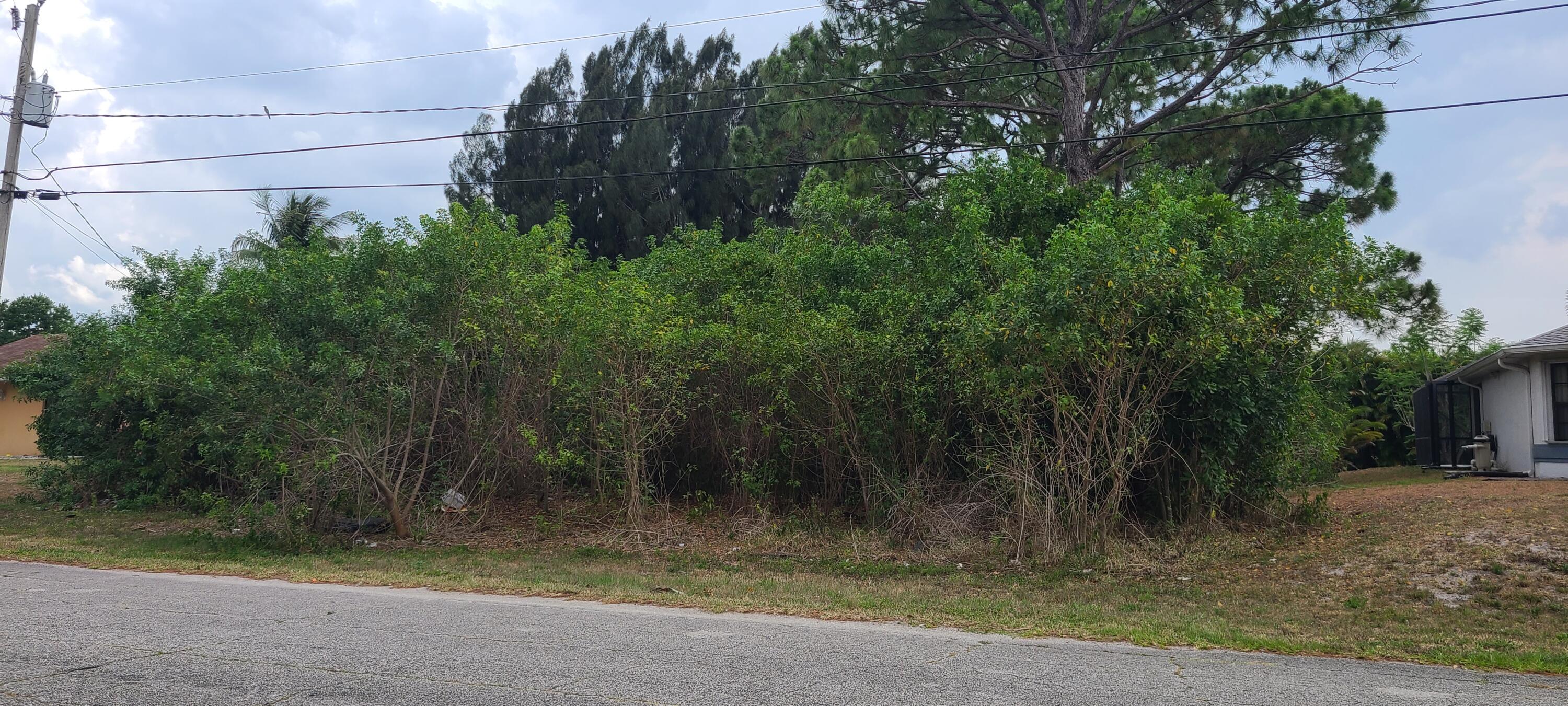 3243 SE Pinto Street, Port St. Lucie, FL 34984, Port St Lucie