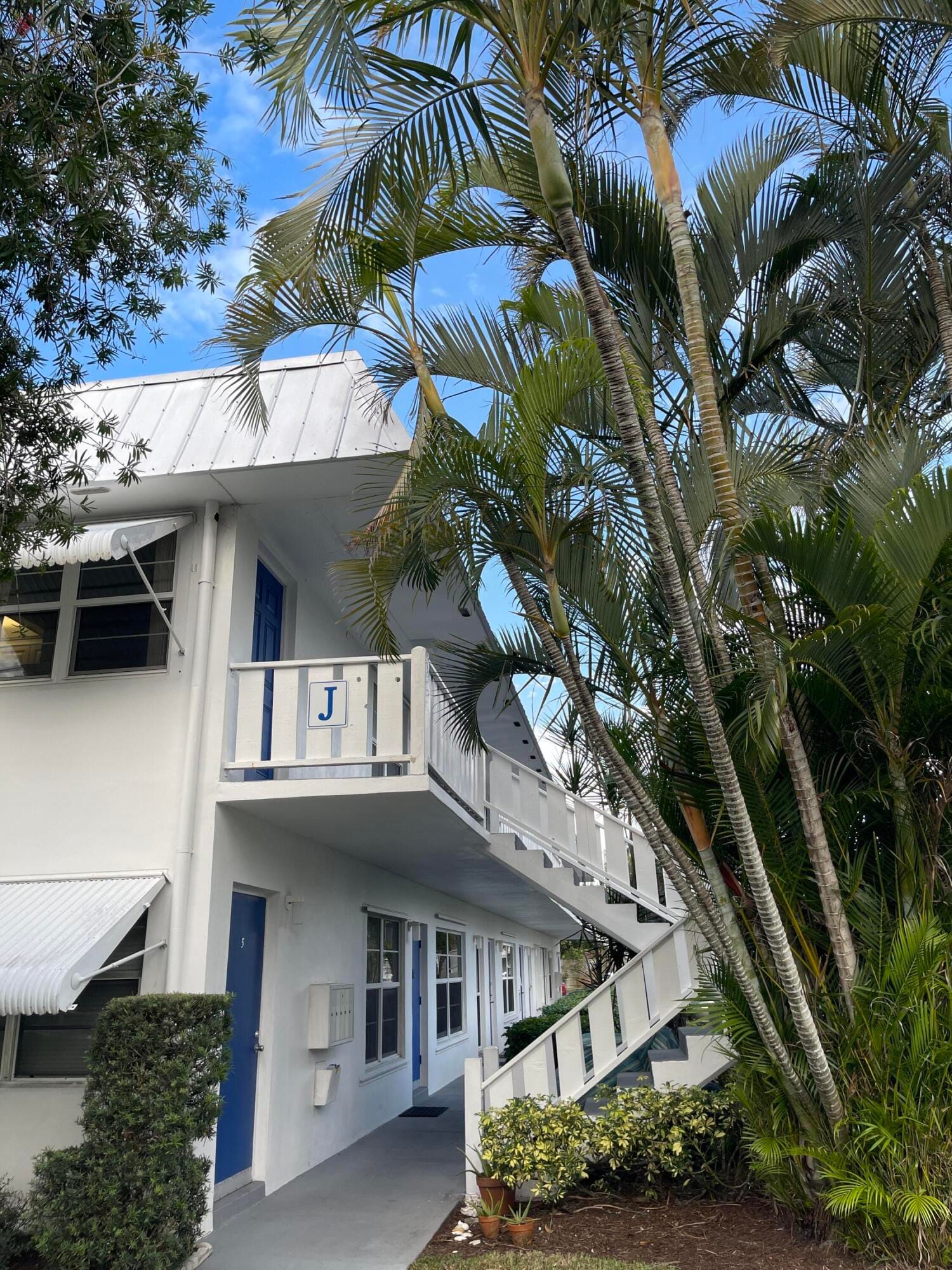 2929 SE Ocean Boulevard J8 — photo 2