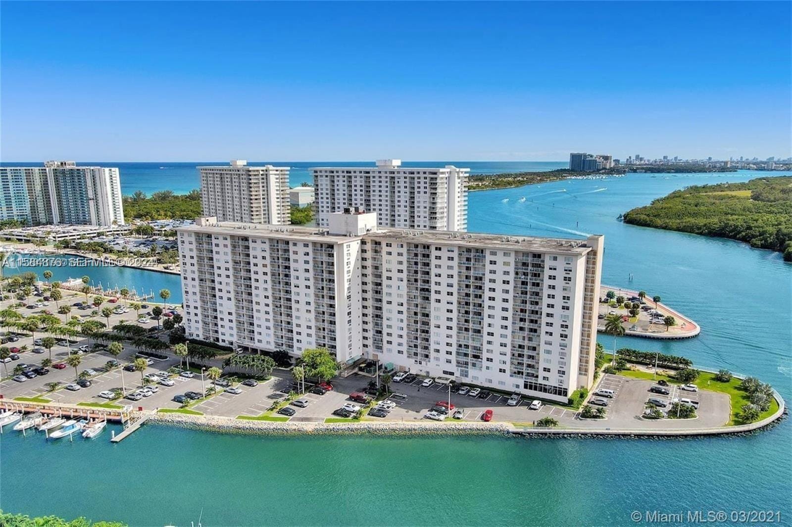 400 Kings Point Drive 1219 — photo 4