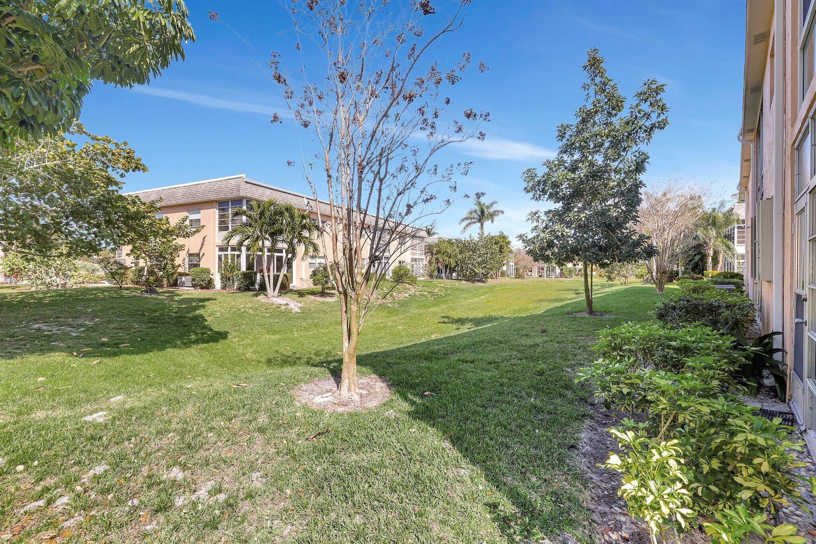 2950 SE Ocean Boulevard 20-1, Stuart, FL 34996 photo 7