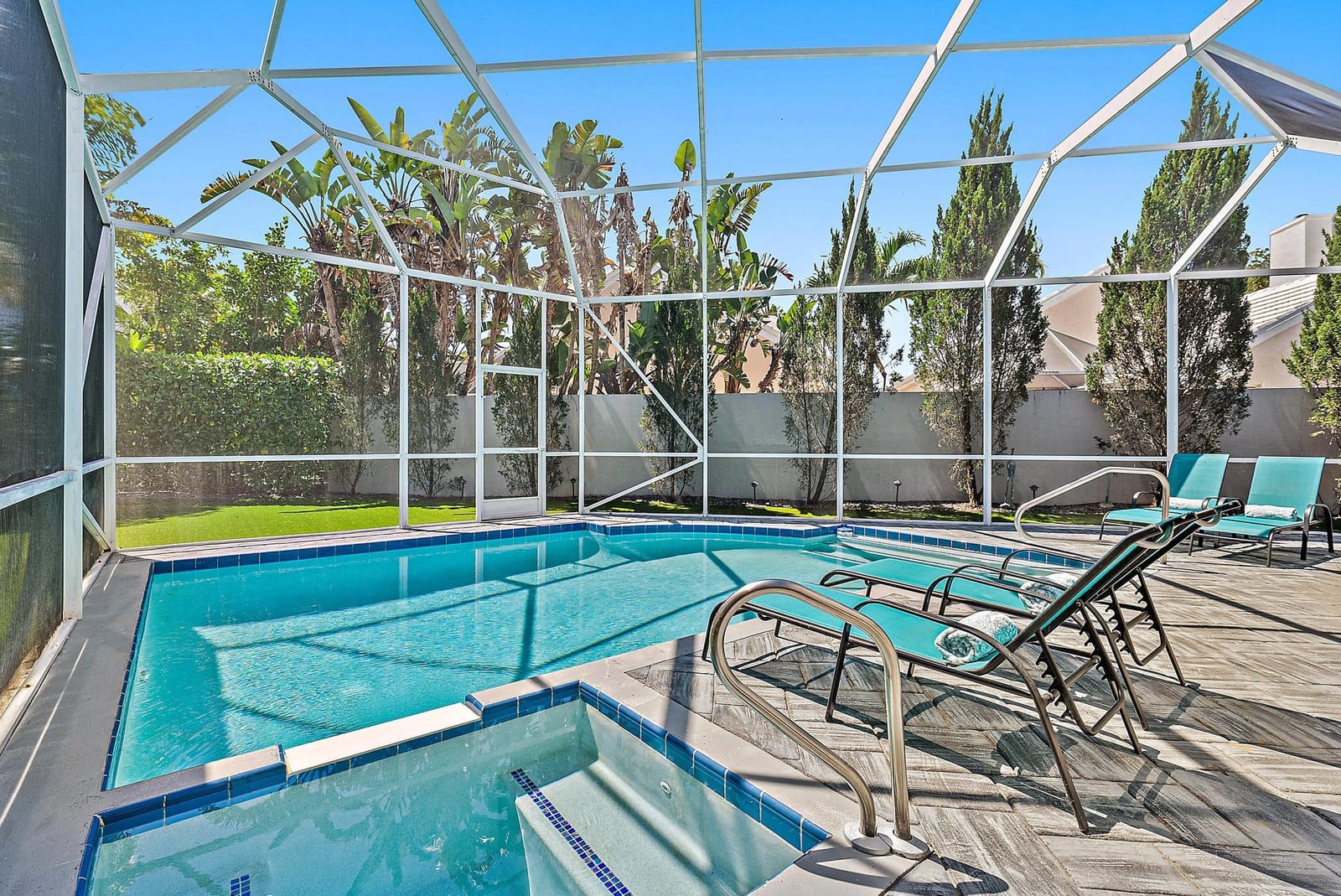 21 Windsor Lane, Palm Beach Gardens, FL 33418