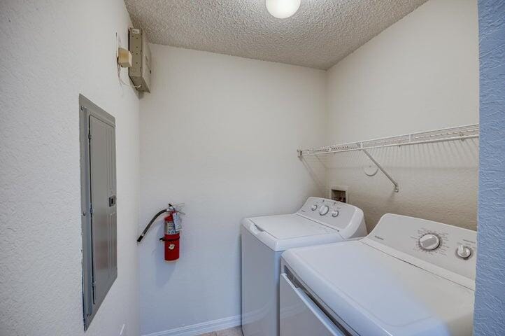 2728 Anzio Court 105 — photo 2
