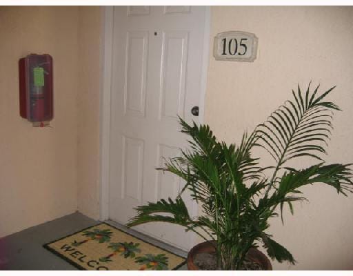 2728 Anzio Court 105 — photo 7