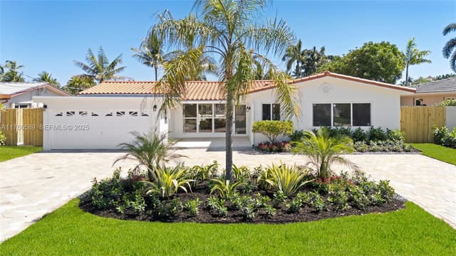 2140 NE 19th Avenue, Wilton Manors, FL 33305