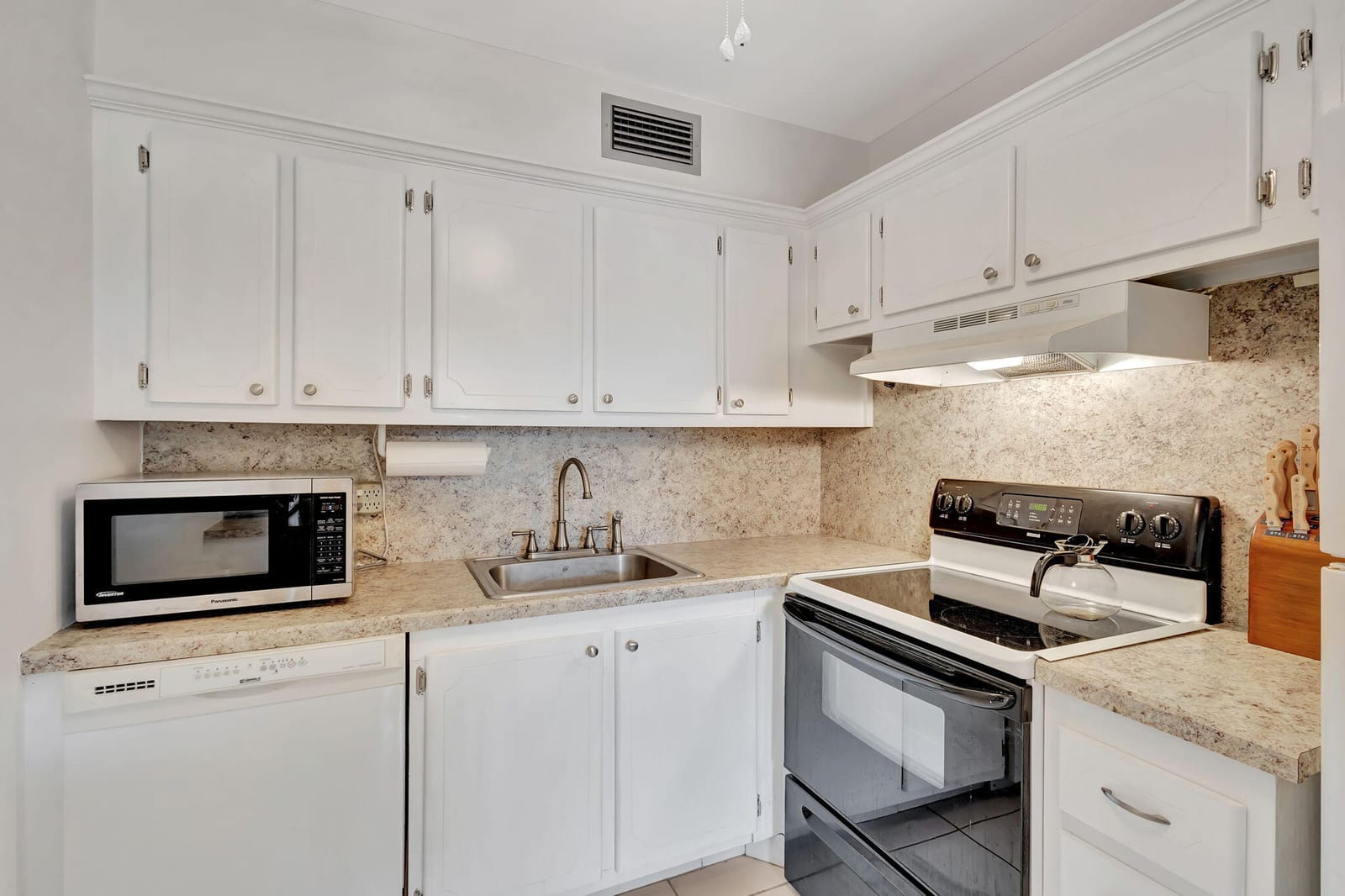 282 Northampton O, West Palm Beach, FL 33417 photo 6