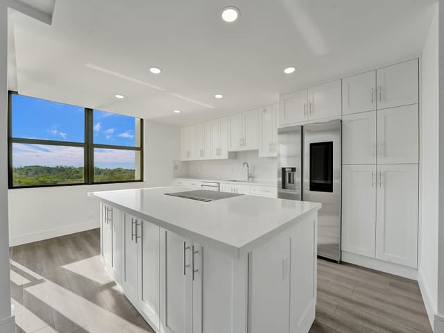 936 Intracoastal Drive 7E, sold in Corinthian, Fort Lauderdale, FL